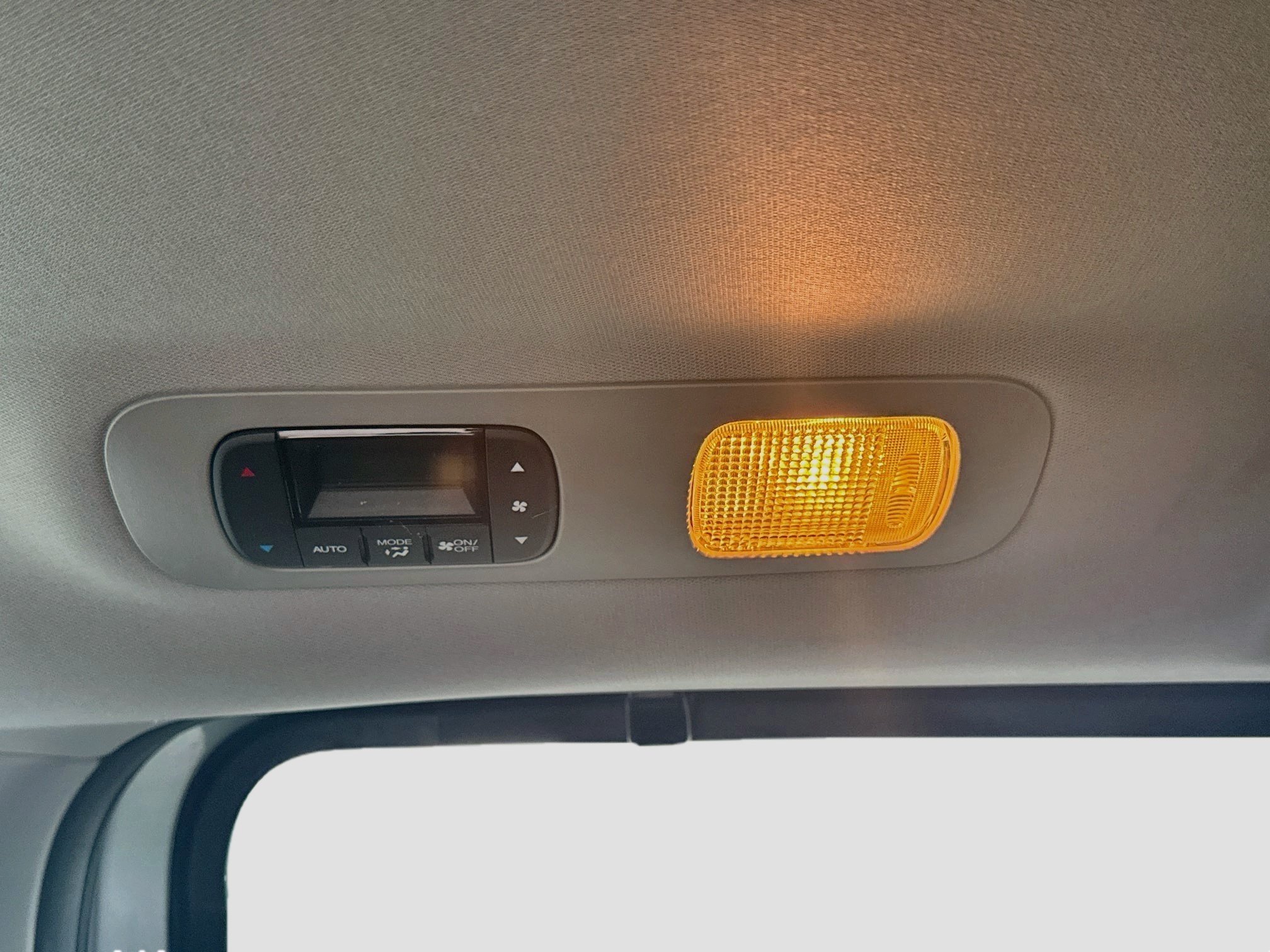 2023 Honda Odyssey EX-L - Photo 22
