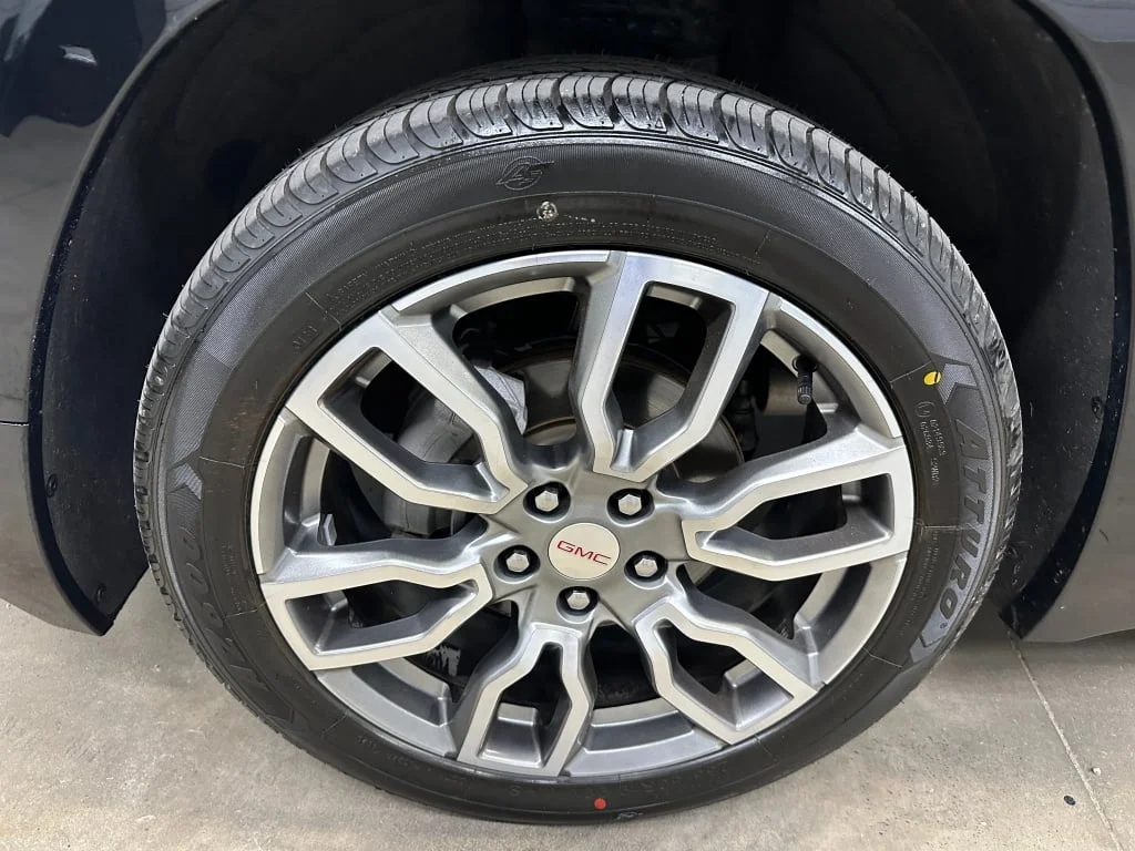 Used 2023 Ebony Twilight Metallic GMC Denali image 40
