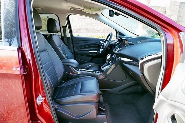 Used 2014 Red Ford Titanium image 10