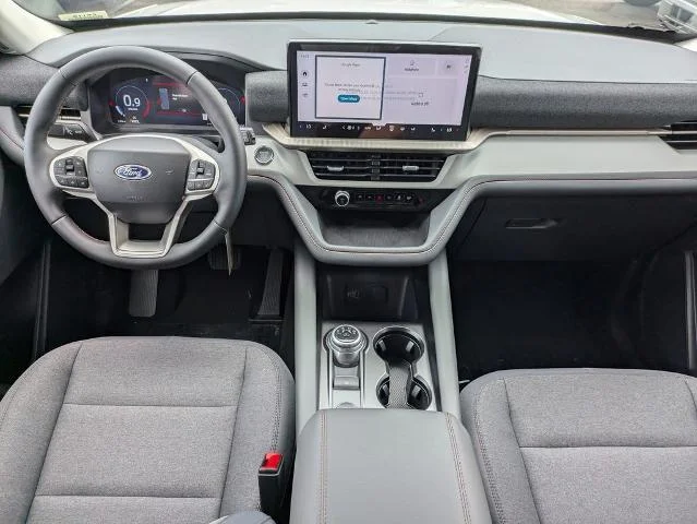 New 2026 Star White Metallic Tri-Coat Ford Active image 49