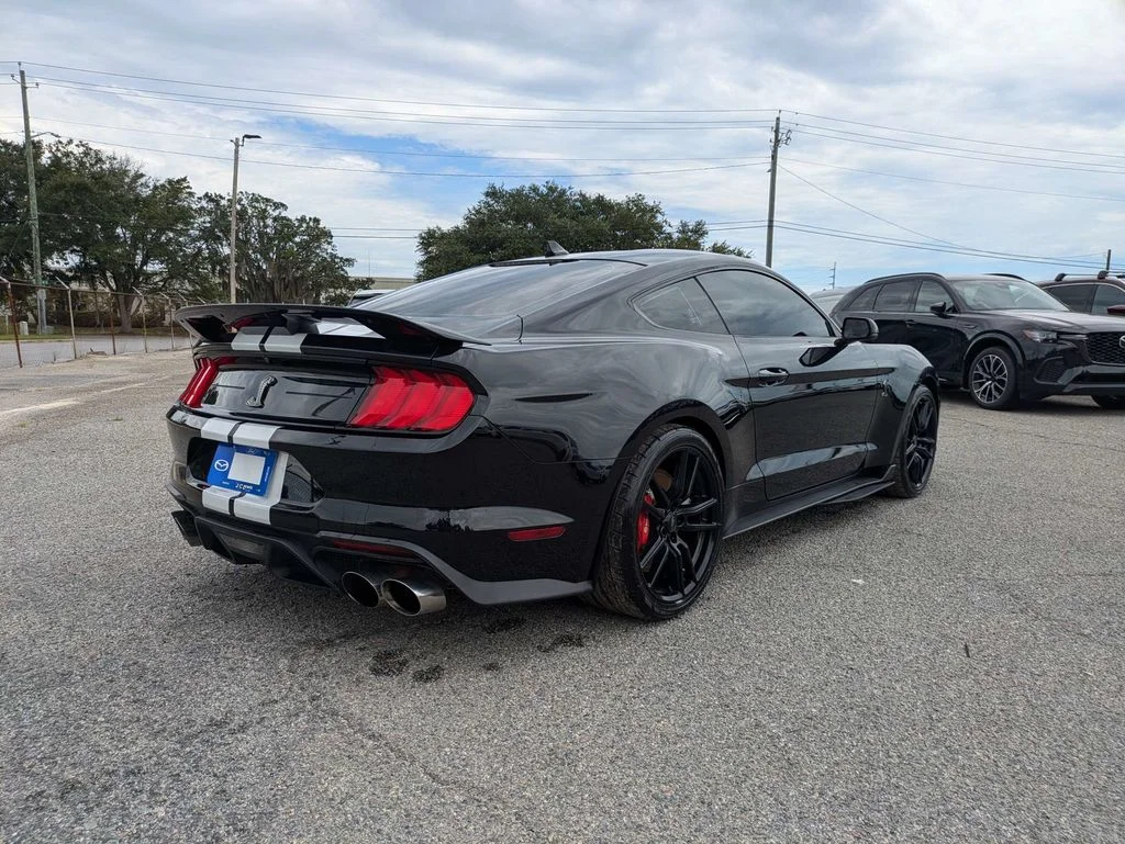 Certified Used 2021 Shadow Black Ford Shelby GT500 image 4
