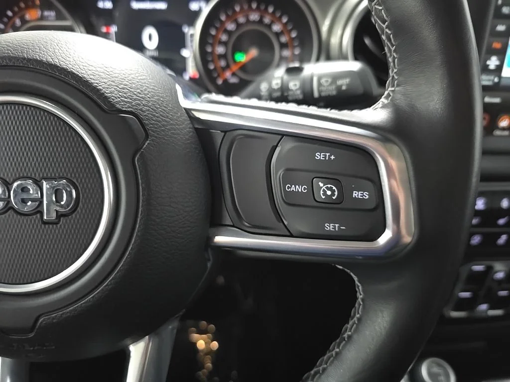 Used 2022 Gray Jeep Unlimited Sahara image 20