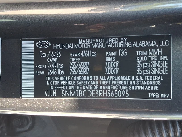 Used 2024 Gray Hyundai SEL image 27