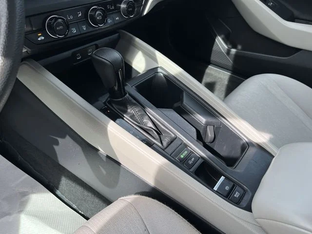Used 2023  Honda EX image 29