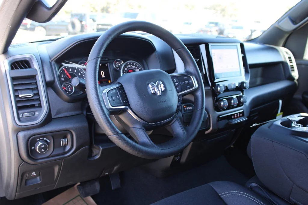 2025 RAM 1500 Tradesman - Photo 11