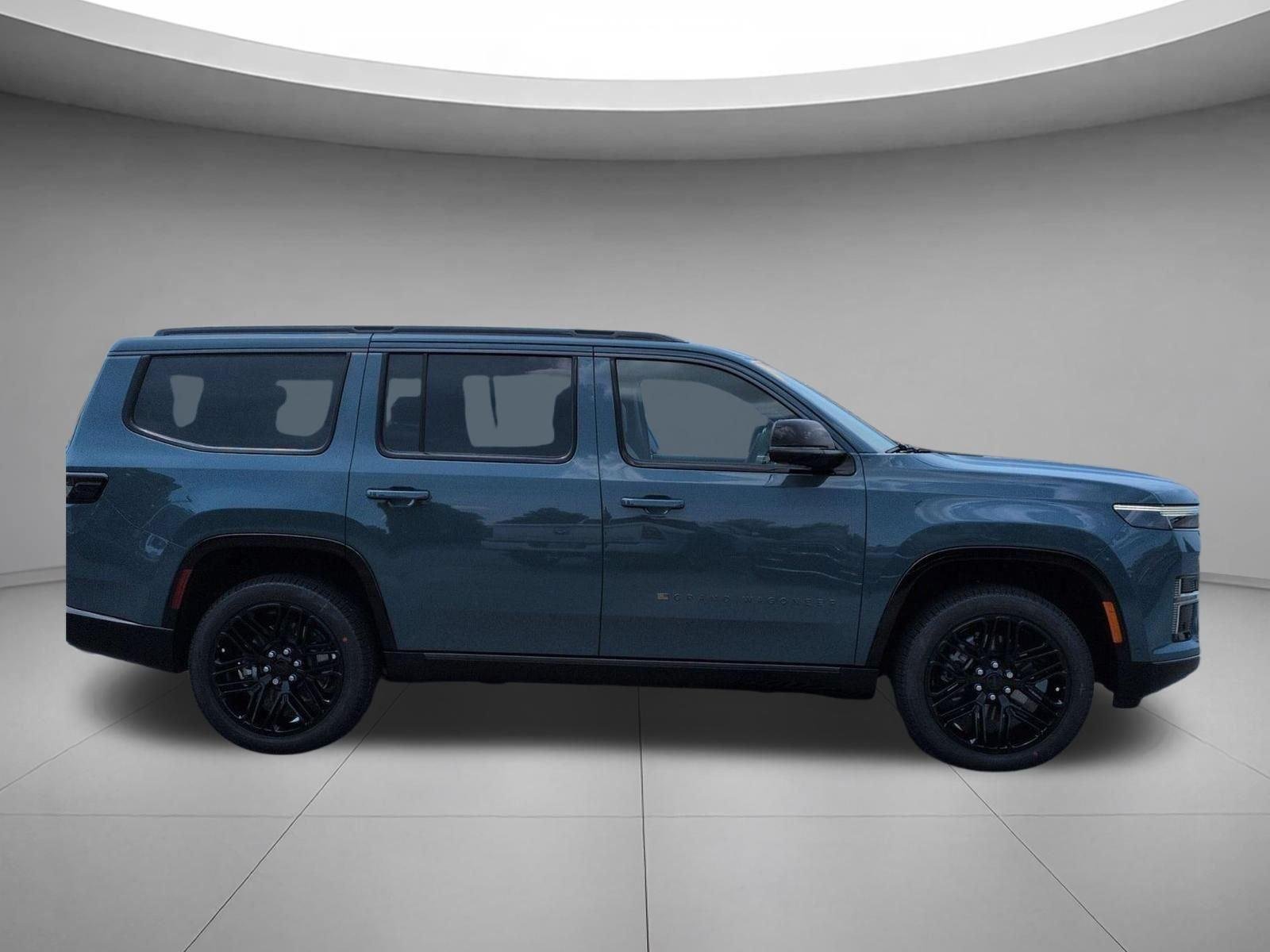 New 2026 Steel Blue Exterior Paint Jeep Limited Reserve image 6