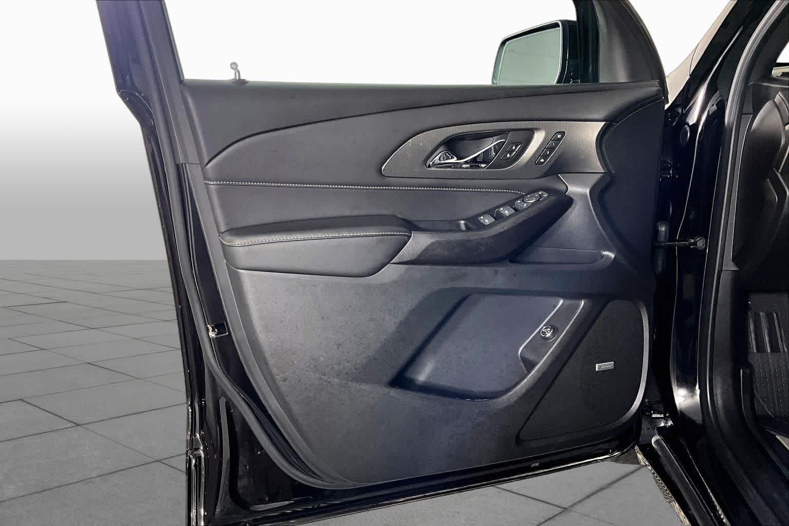 Used 2023 MOSAIC BLACK METALLIC Chevrolet Premier image 20