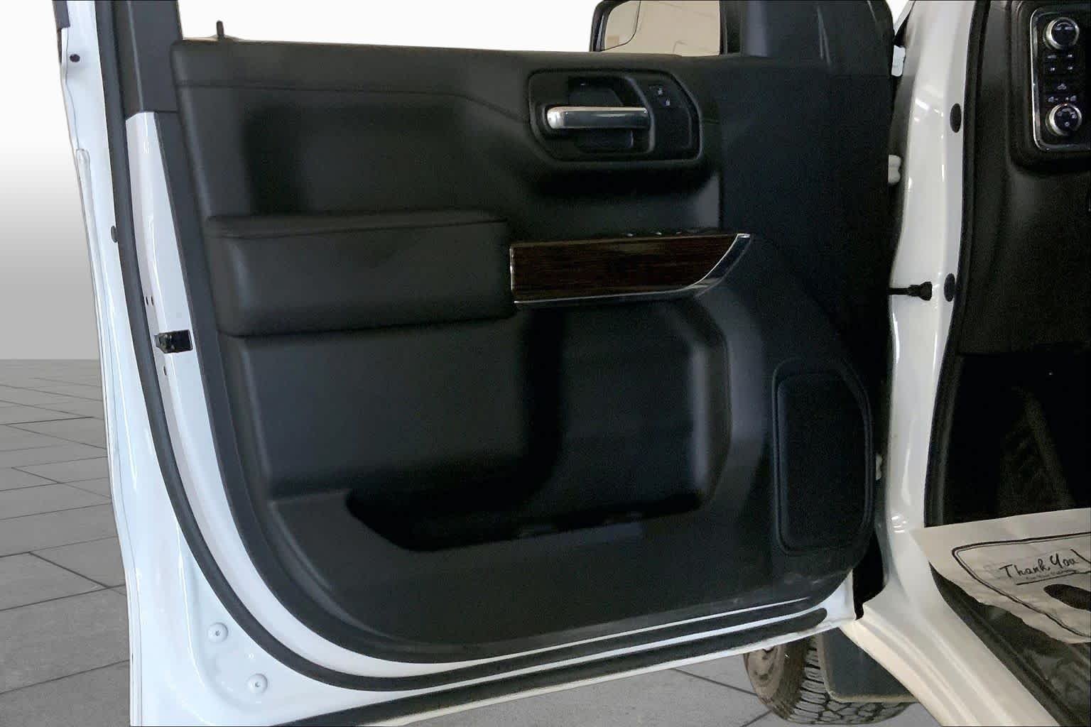 Used 2021 Summit White GMC SLE image 21