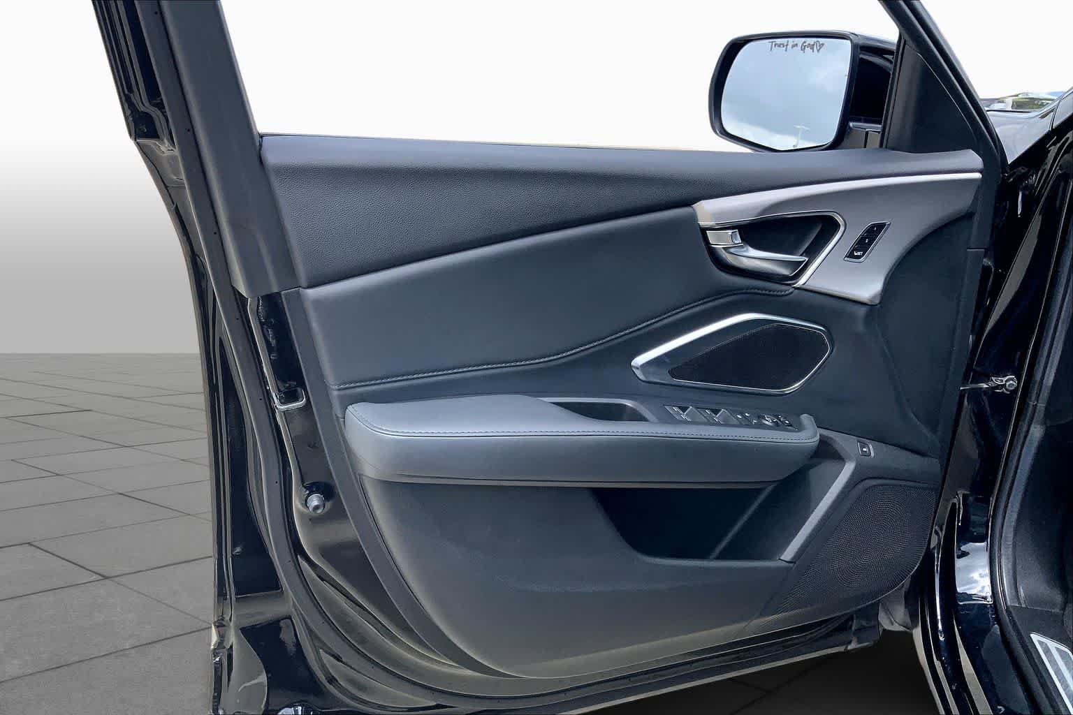 Used 2019 Majestic Black Pearl Acura  image 25