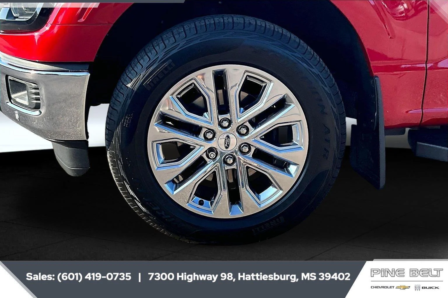 Used 2024 Rapid Red Metallic Tinted Clearcoat Ford XLT image 8
