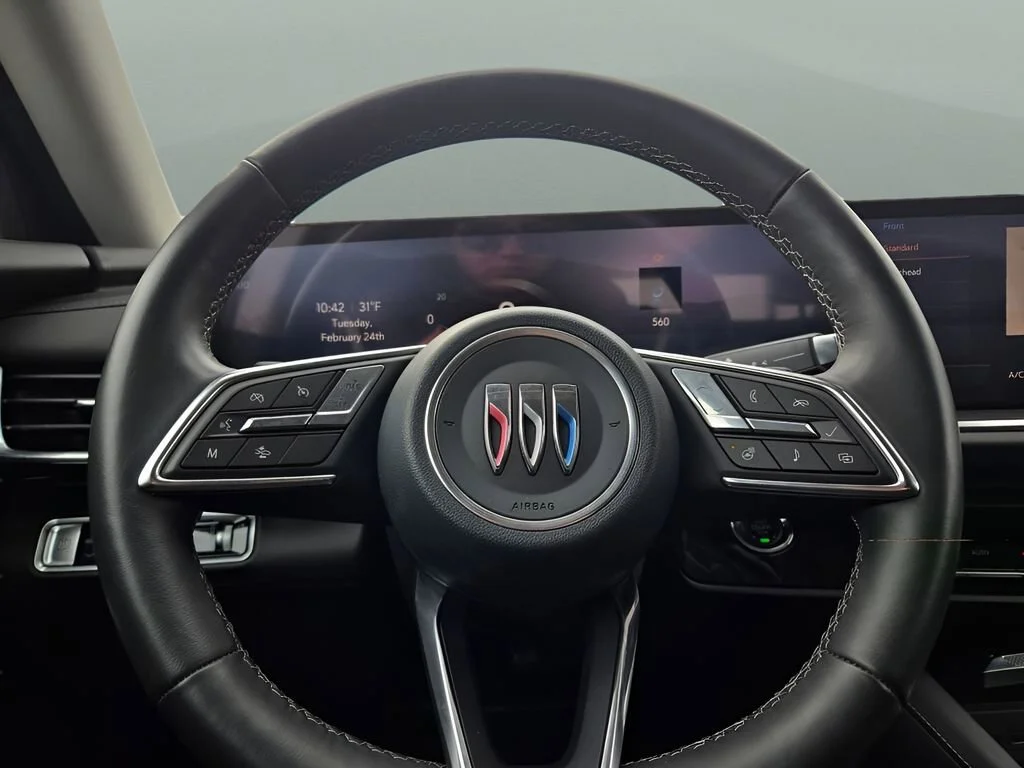 2025 Buick Envision Preferred - Photo 31