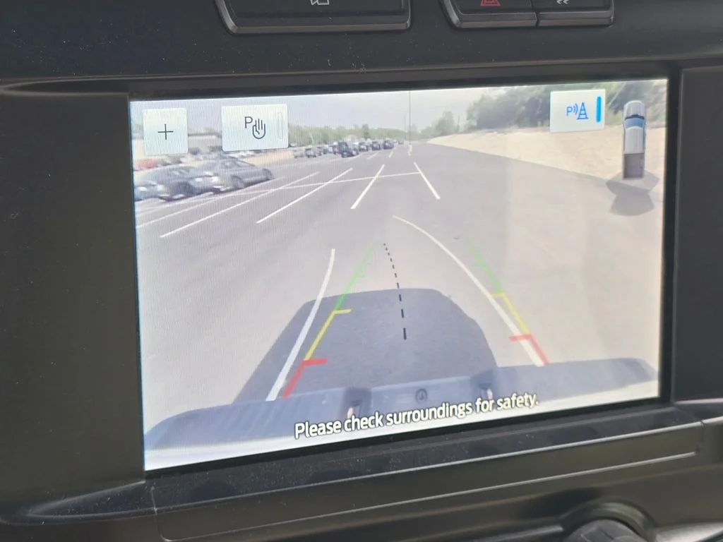 Used 2023  Ford XLT image 4