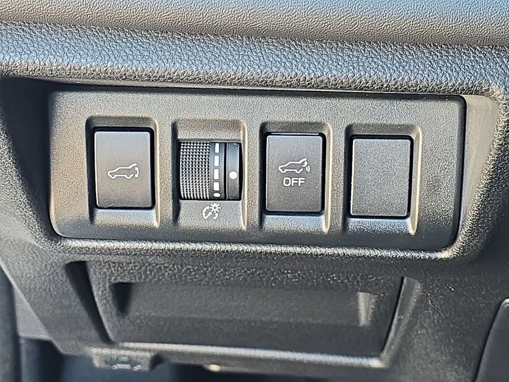 Used 2021 White Subaru Limited image 18