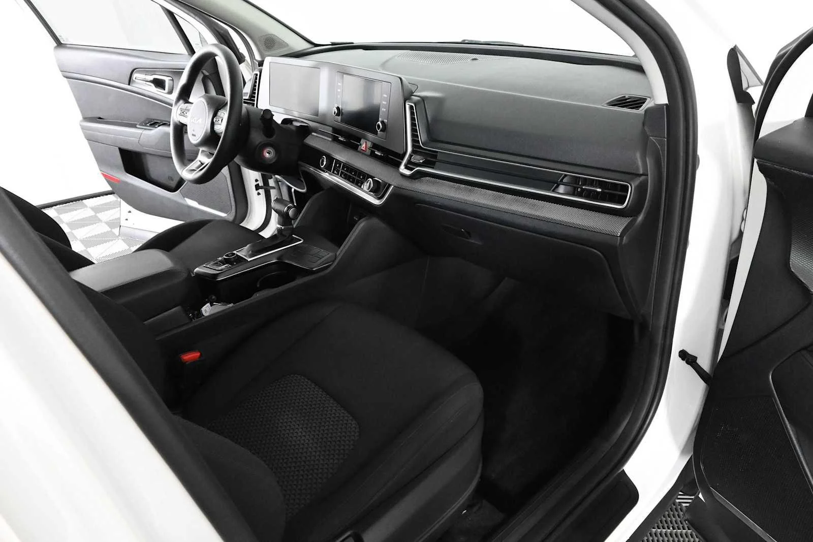 Used 2023 Snow White Pearl Kia LX image 8