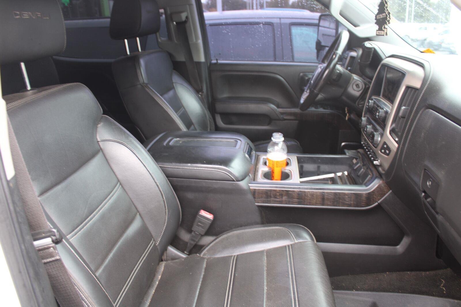 Used 2015 Summit White GMC Denali image 4