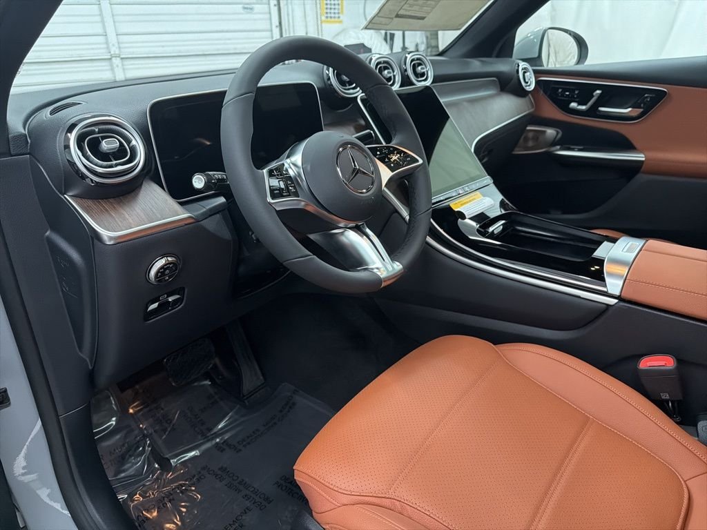 Used 2026 White Mercedes-Benz GLC 300 image 12