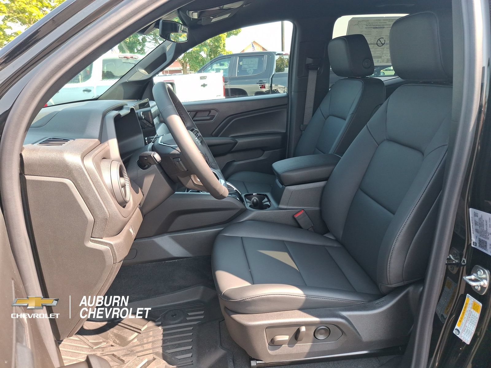 2026 Chevrolet Colorado Trail Boss - Photo 14