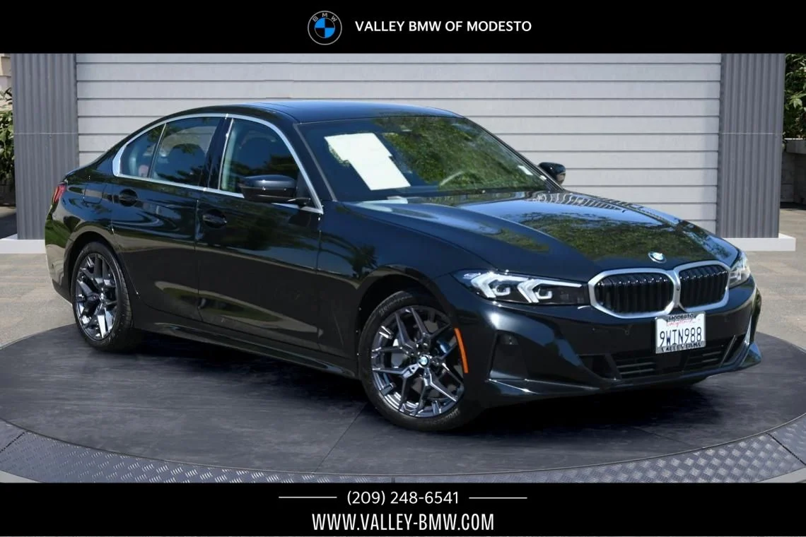 2026 BMW 3 Series 330i Sedan's photo