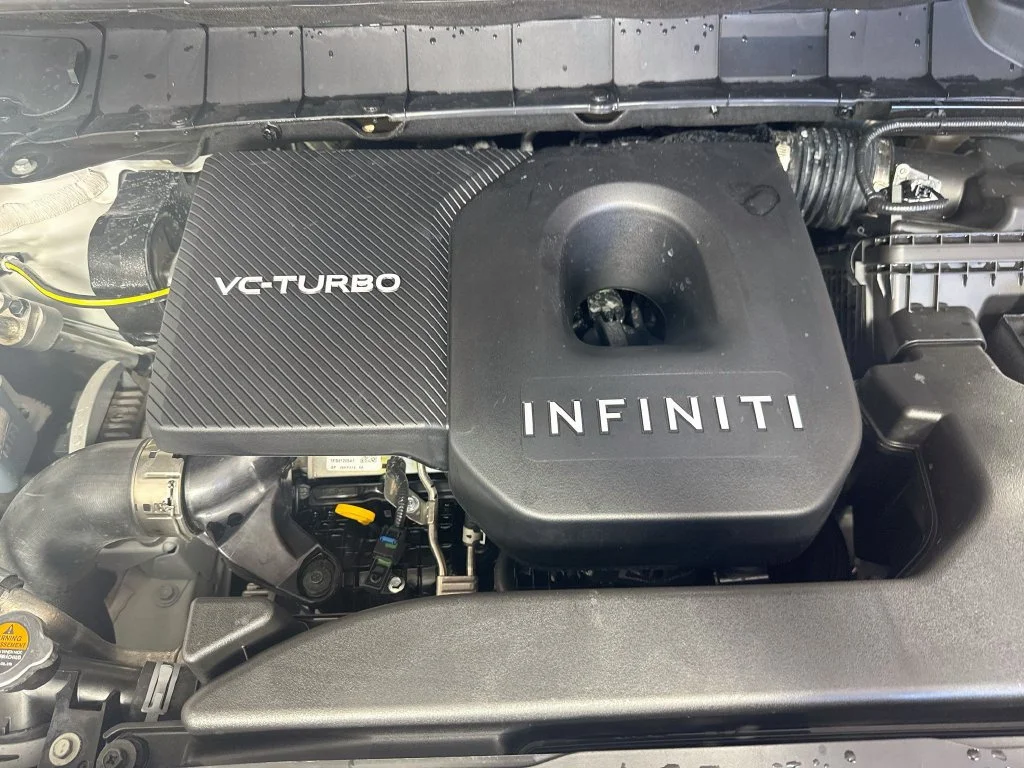 Certified Used 2027 White INFINITI LUXE image 44