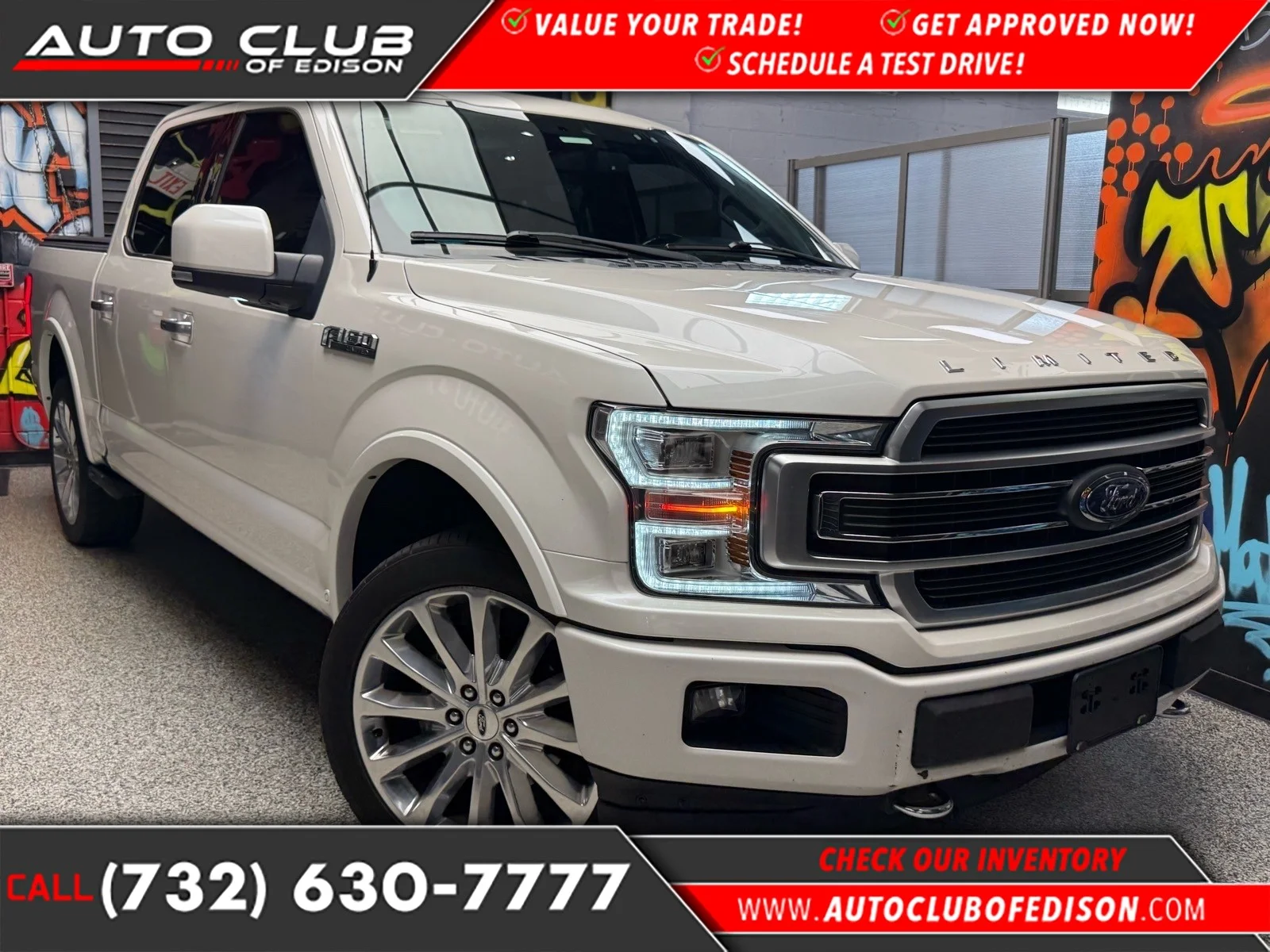 Used 2018 White Platinum Metallic Tri-Coat (ug) Ford Limited image 1