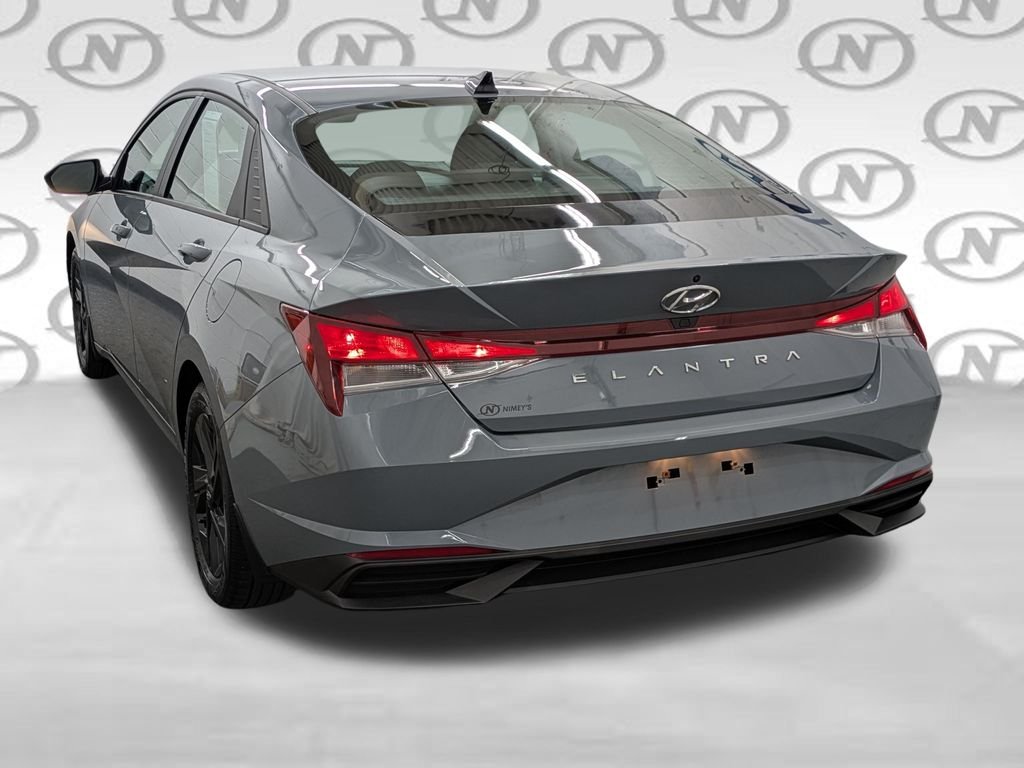 Used 2023 Gray Hyundai SEL image 28