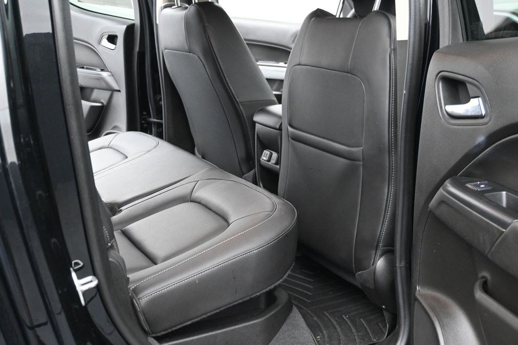 Used 2019 Black Chevrolet 4WD ZR2 image 9