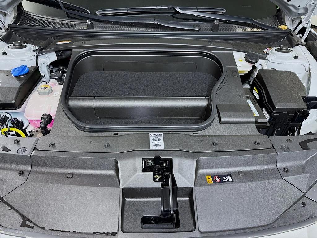 2025 Hyundai IONIQ 6 SEL - Photo 31