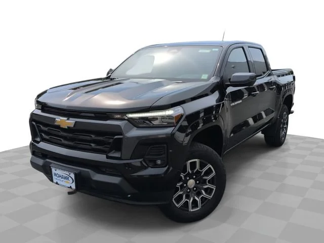 2024 Chevrolet Colorado 4WD LT Crew Cab Short Box's photo