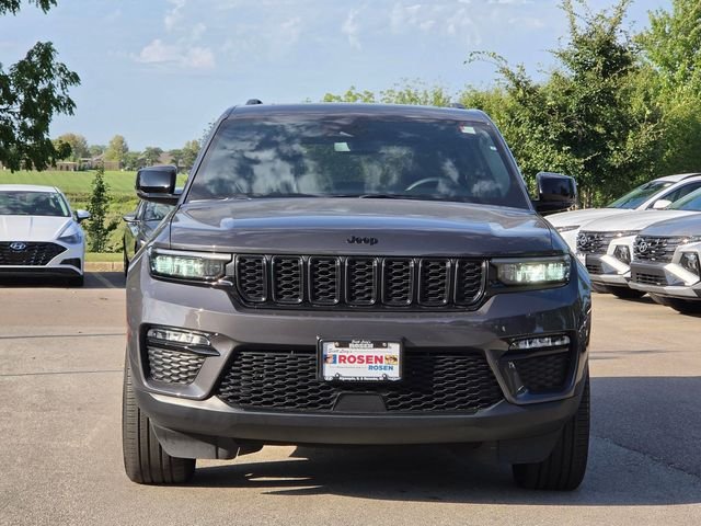Used 2024 Gray Jeep Limited image 2