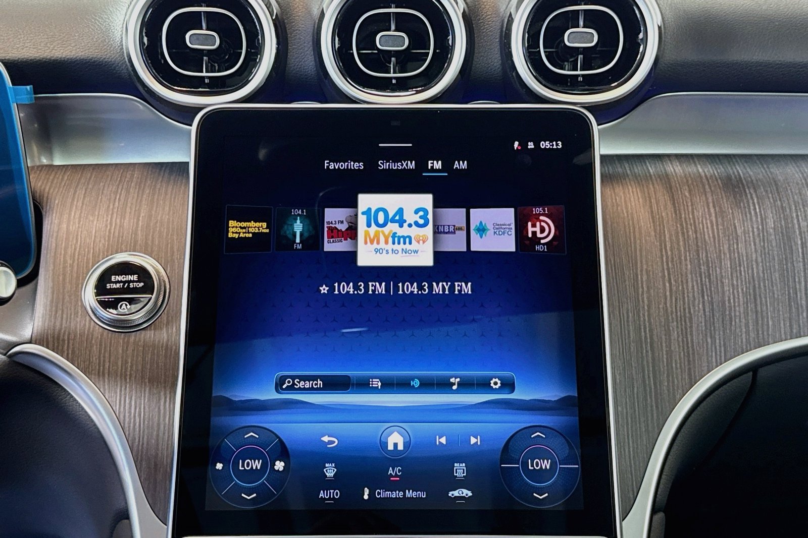 New 2026 Black Mercedes-Benz GLC 300 image 12