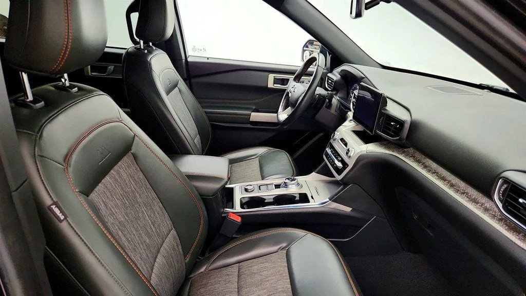 Used 2023 Agate Black Metallic Ford Timberline 4WD w/ Technology Pkg & Moonroof image 26