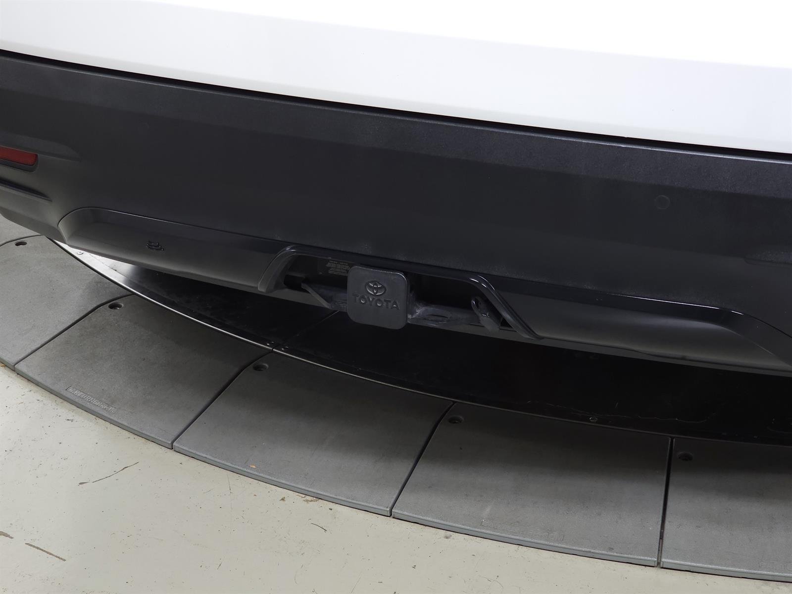 Used 2026 White Toyota Nightshade image 9