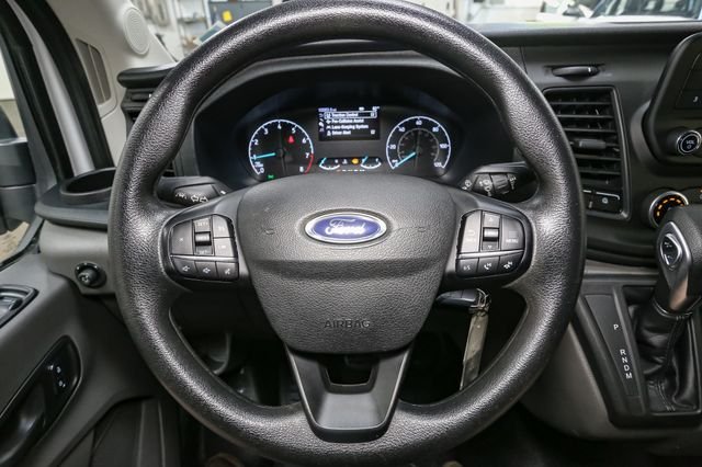 Used 2025  Ford Base image 24