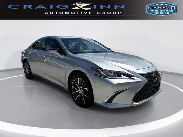 2025 Lexus ES 350 350's photo