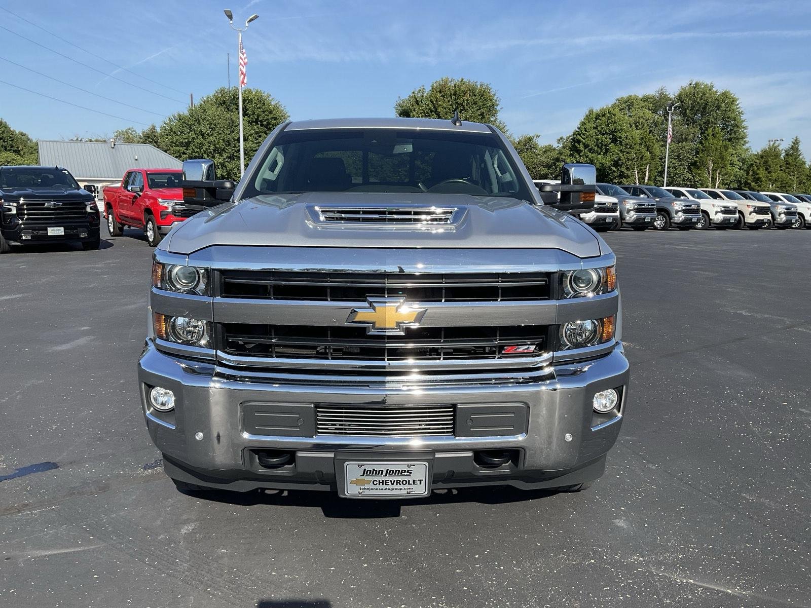 Used 2018 Silver Ice Metallic Chevrolet LTZ image 2