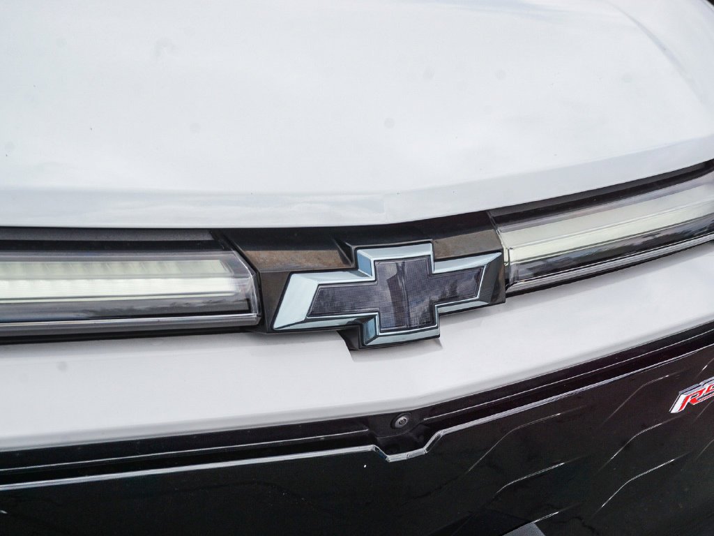 Used 2024 Summit White Chevrolet RS image 11