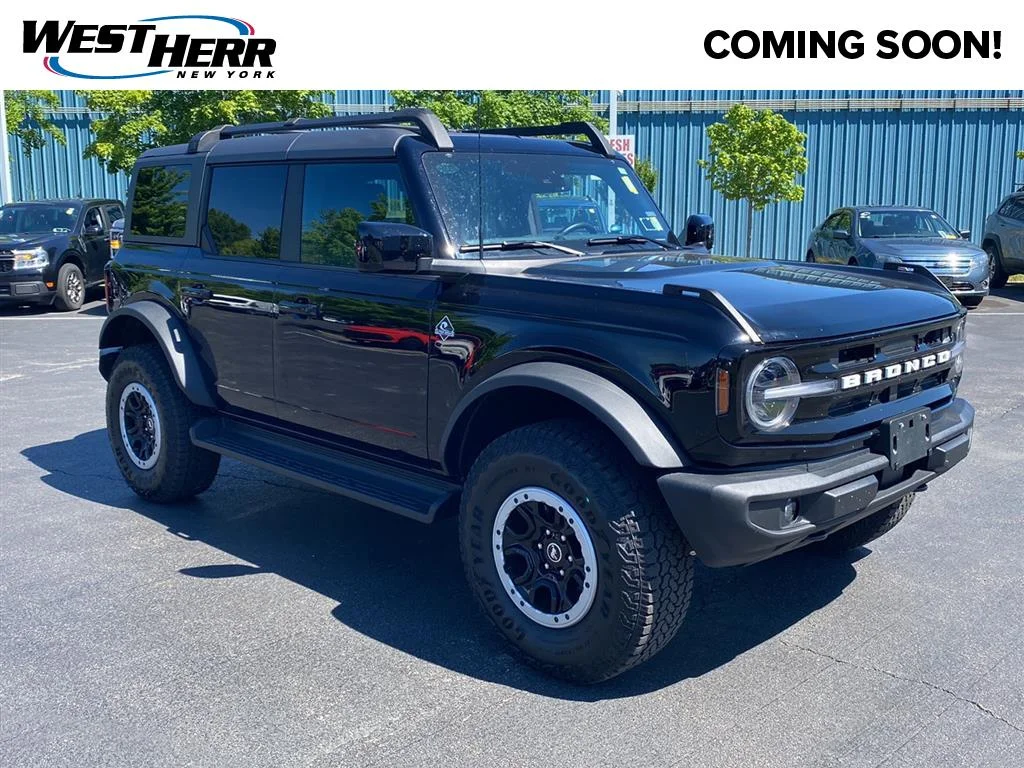 Used 2025 Shadow Black Ford Outer Banks image 1