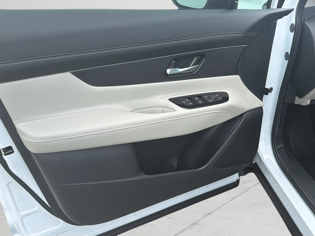 New 2026 White Nissan SV image 26