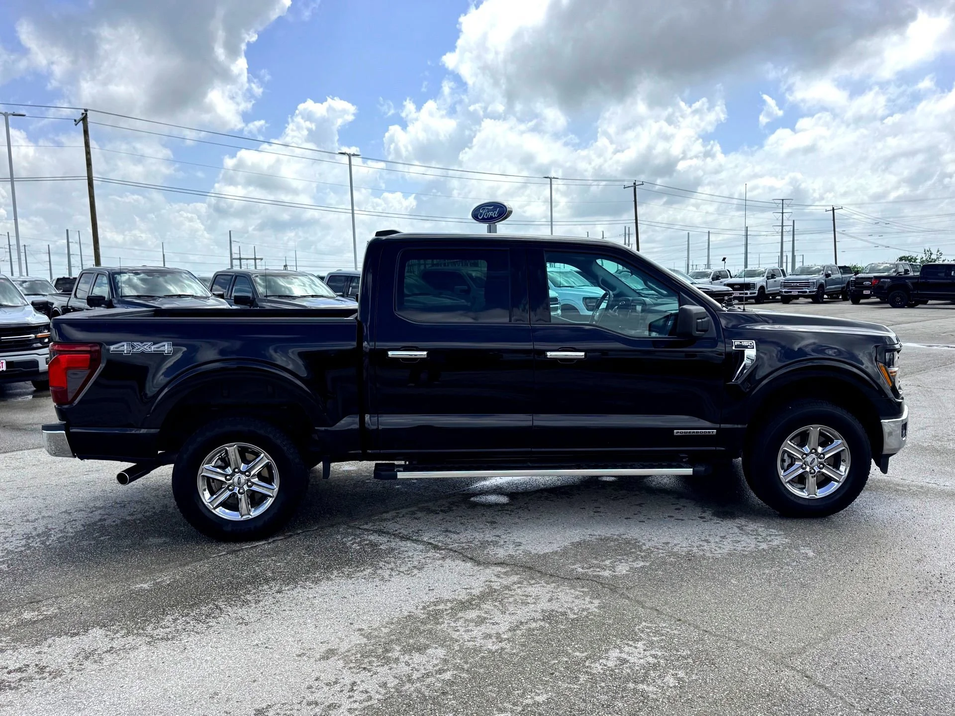 Used 2025  Ford XLT image 5