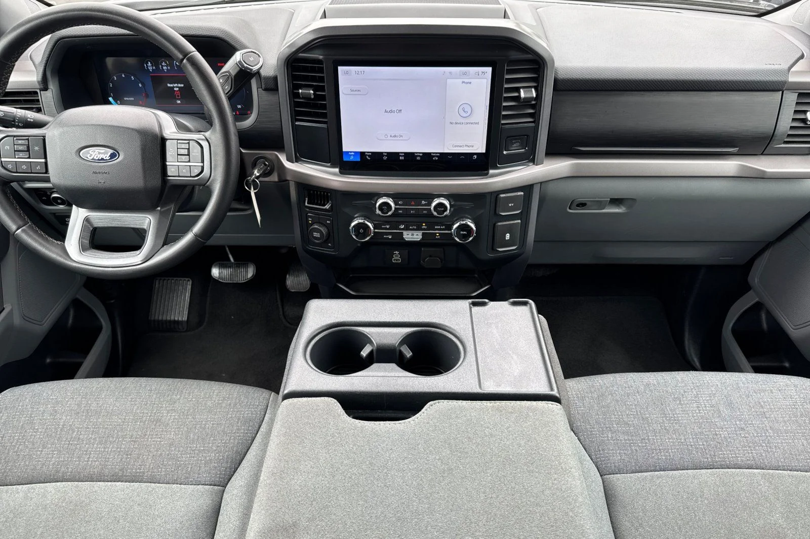 Certified Used 2025 White Metallic Ford XLT image 6