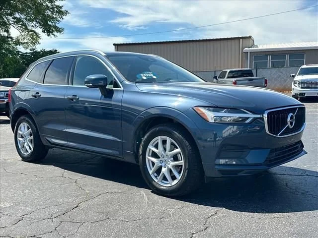 2019 Volvo XC60 T5 Momentum FWD's photo