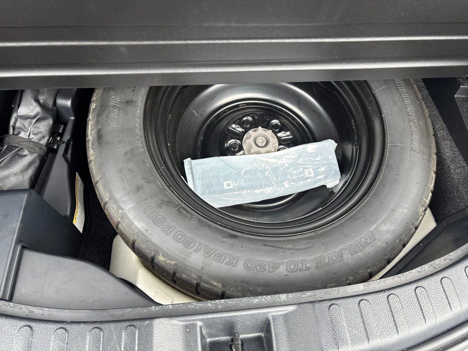 Used 2016 Magnetic Gray Metallic Toyota Limited image 35