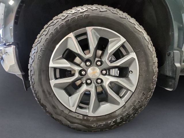 2026 Chevrolet Silverado 1500 LT - Photo 14