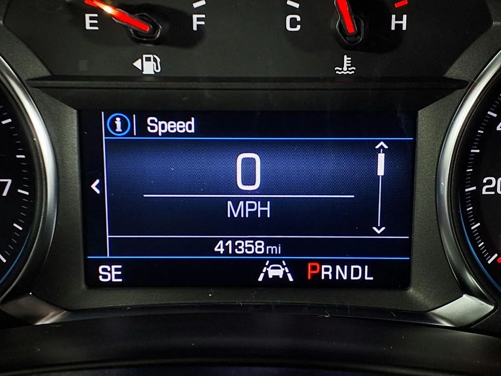 Used 2024 White Chevrolet LS image 17