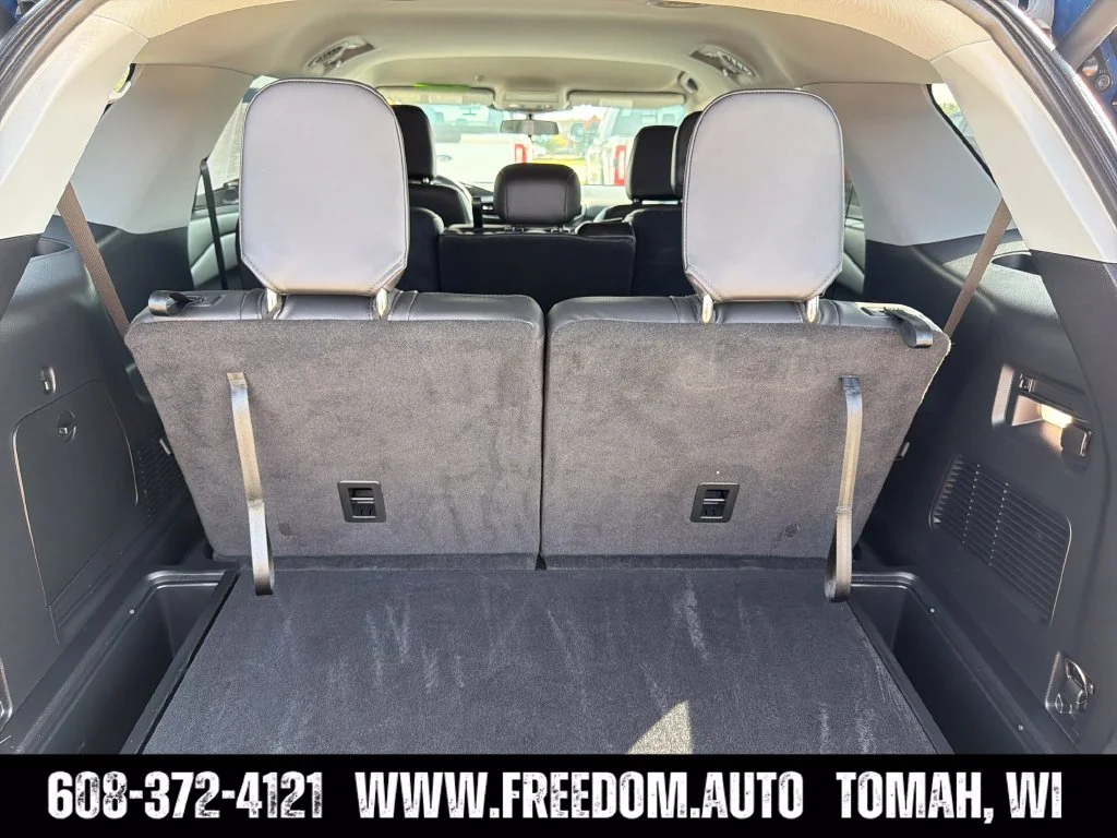 Used 2022 Blue Metallic Ford XLT image 30