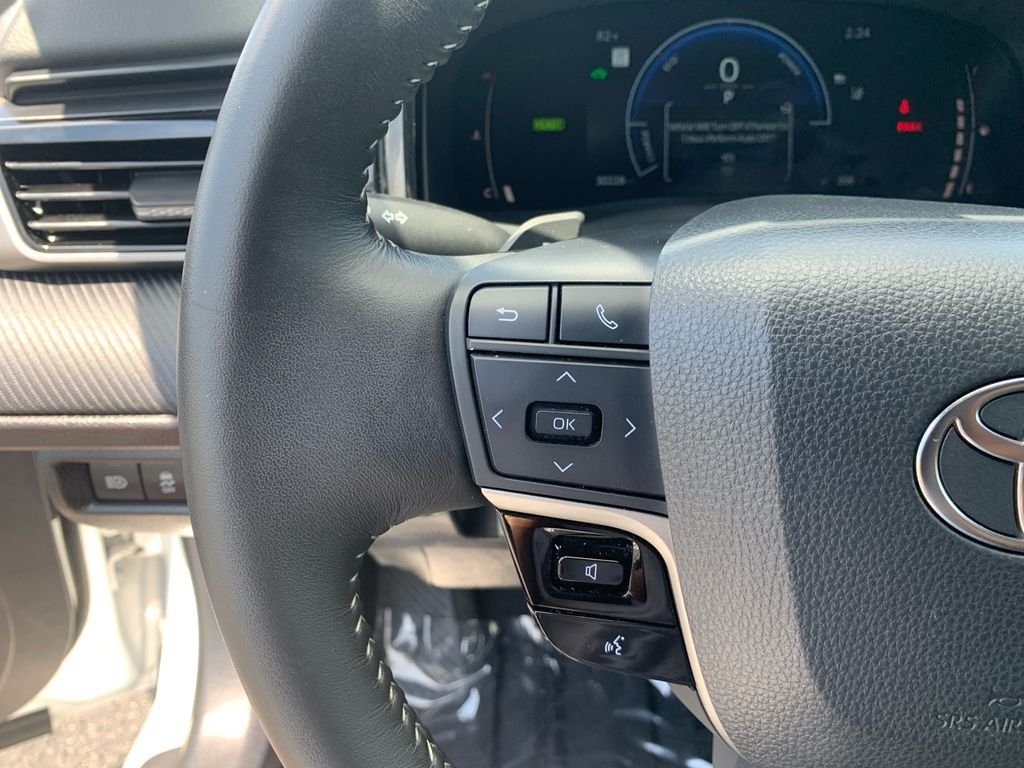 Used 2025 White Toyota SE image 16