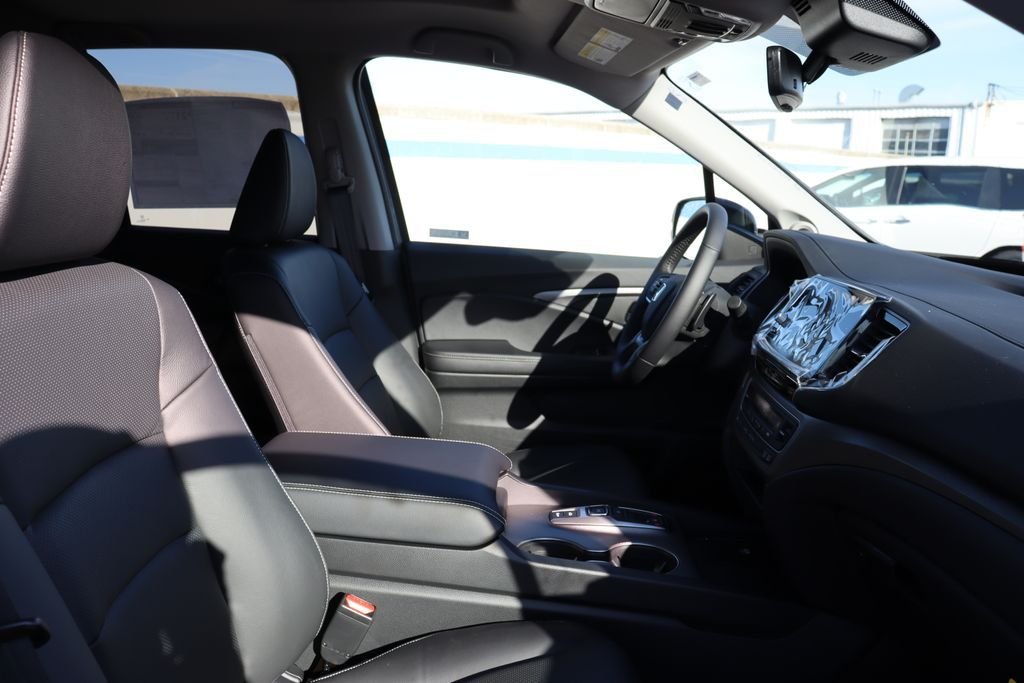 New 2026 Sonic Gray Pearl Honda RTL image 19