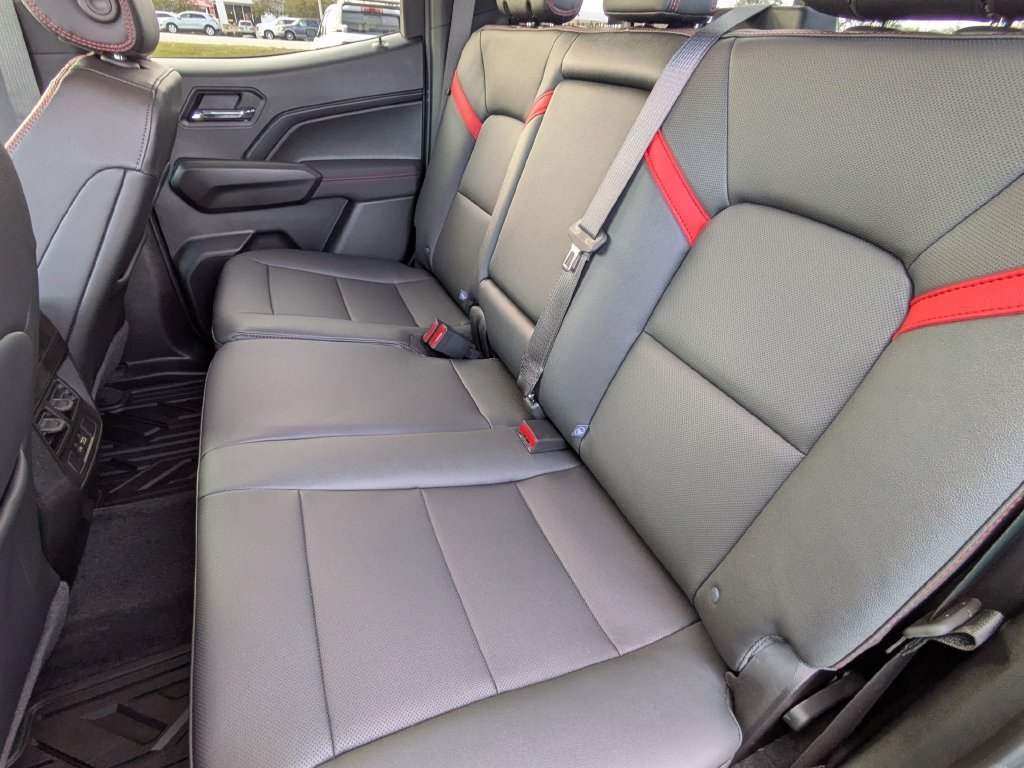 2026 Chevrolet Colorado Z71 - Photo 30