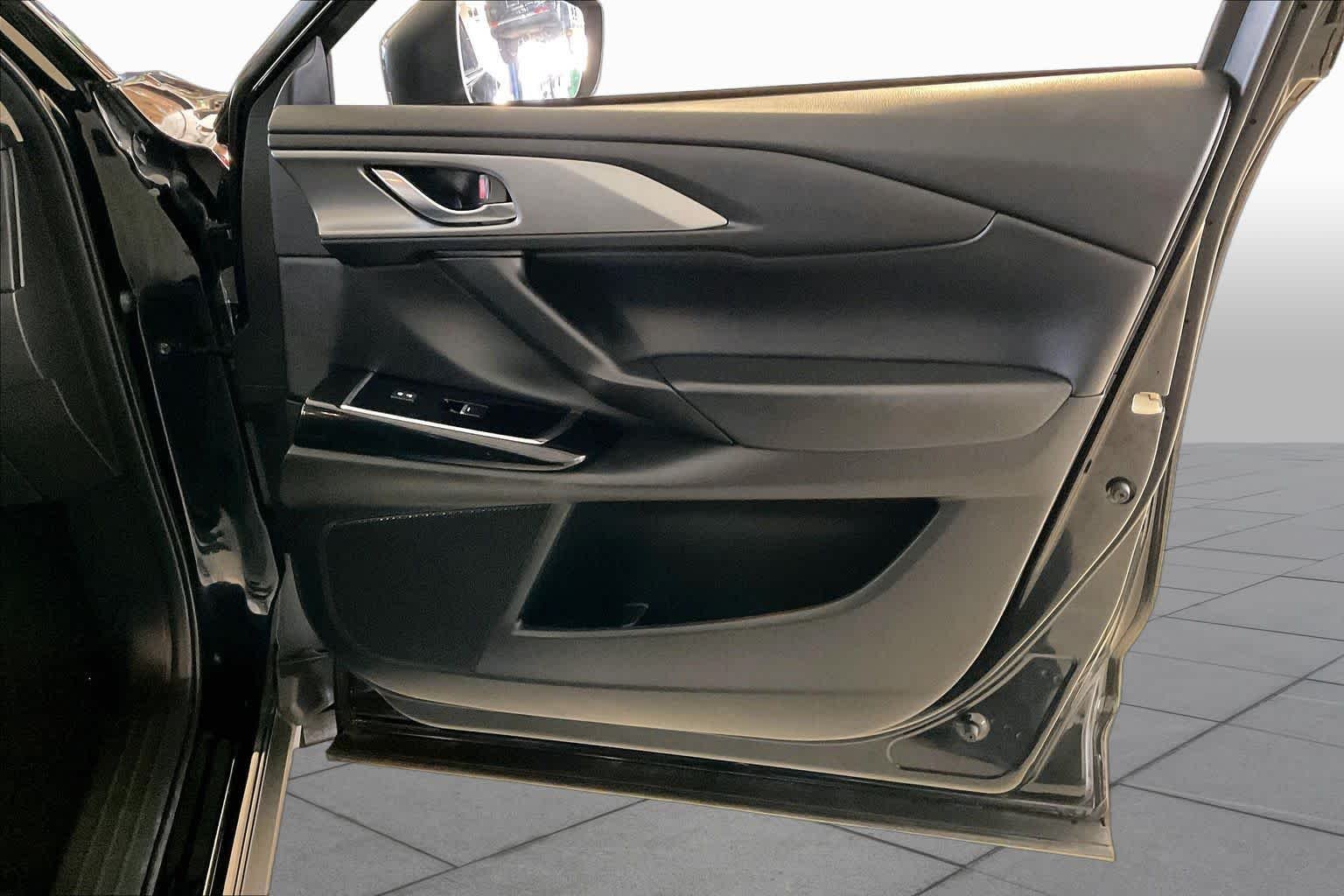 Used 2022 Jet Black Mica Mazda Touring image 20