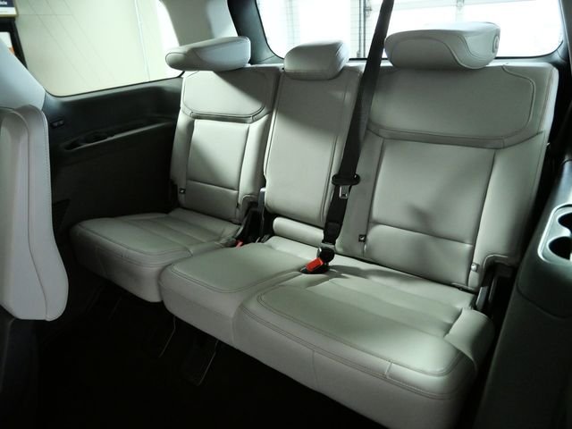 Certified Used 2025 Gray Ford Active image 15